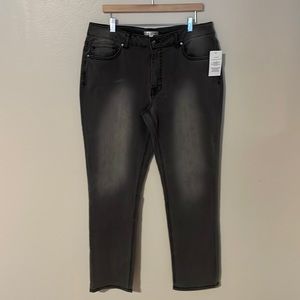 NWT Daily Thread Charcoal Grey Wash Jeans. 16